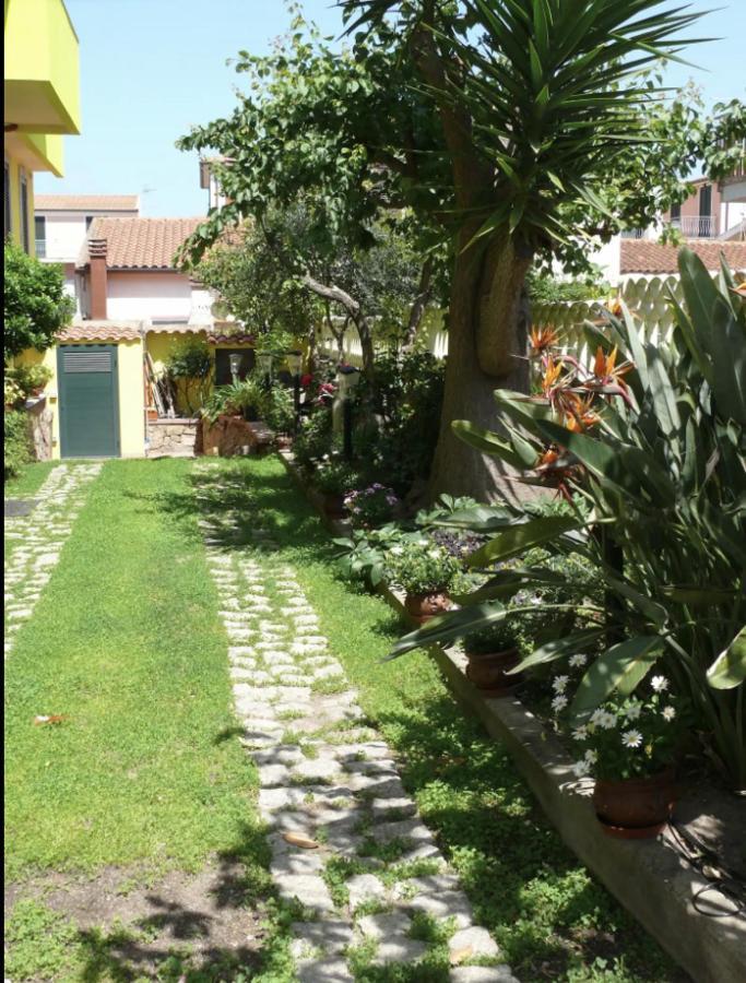 Lovely Flat In Northern Sardinia Valledoria  Zewnętrze zdjęcie