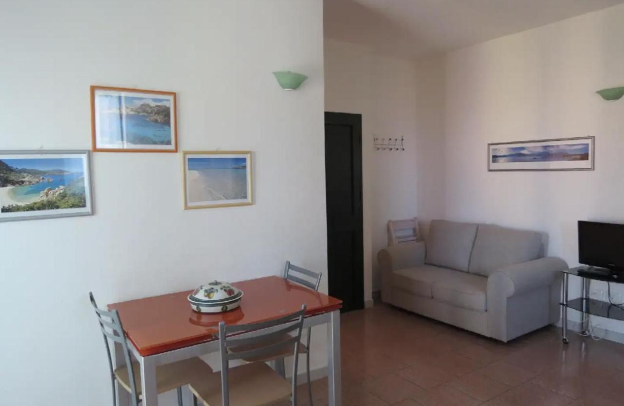 Lovely Flat In Northern Sardinia Valledoria  Zewnętrze zdjęcie